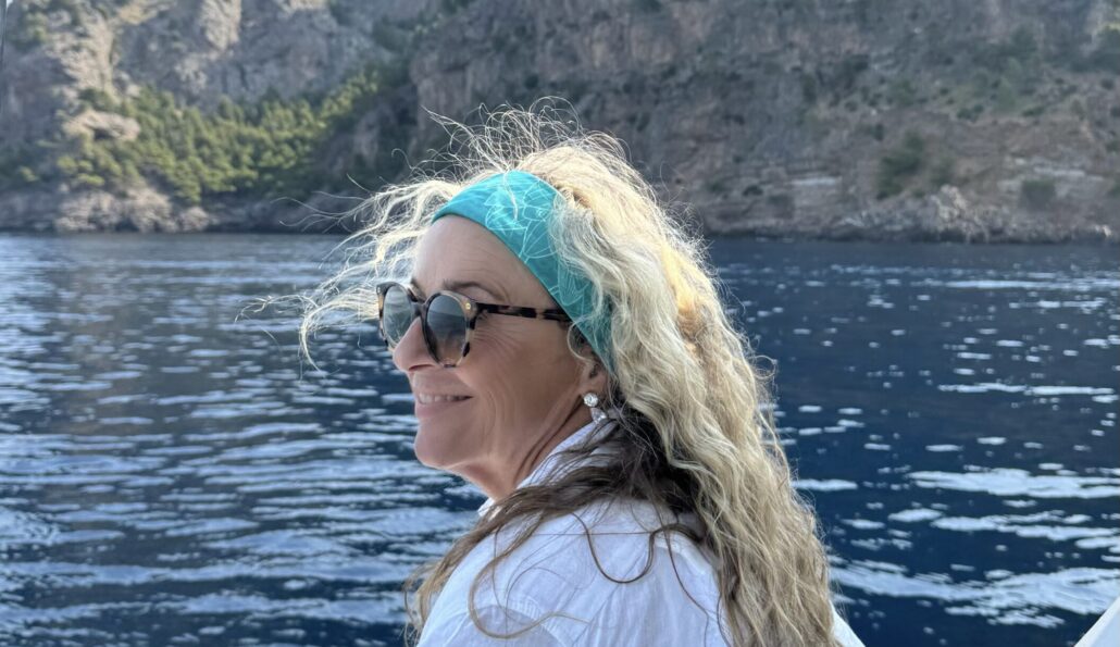 Facetune_24-08-2025-22-48-04